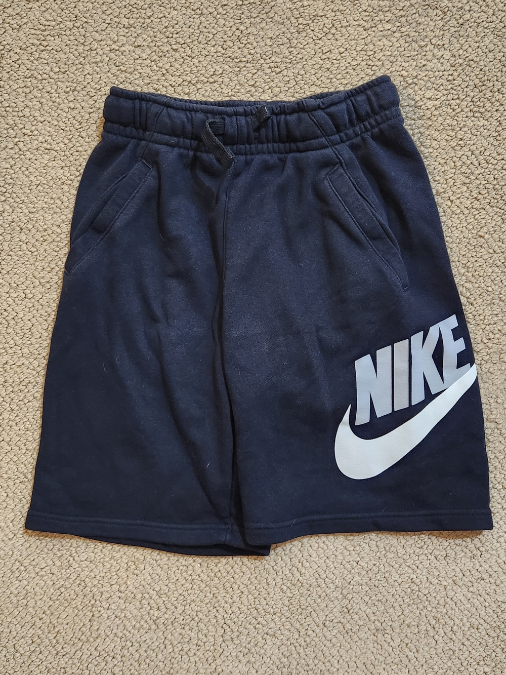 Brand New No Tags Boys Nike Fleece Shorts Size Medium